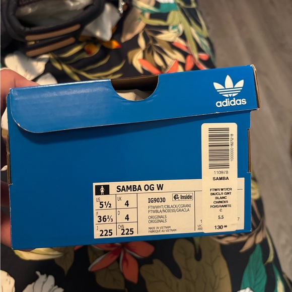 adidas Shoes - Adidas Samba OG Women's Shoes in Blue and White